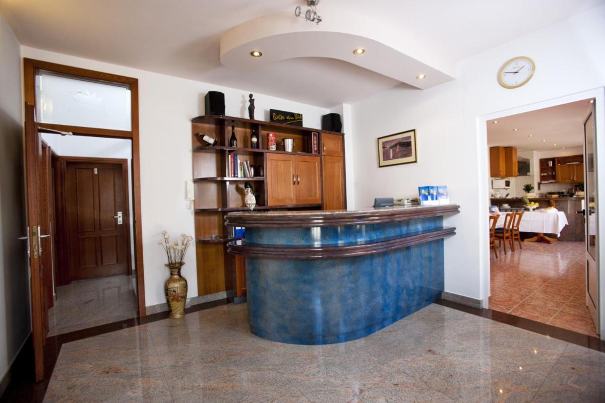 Villa Kruna Grada Trogir Exteriör bild