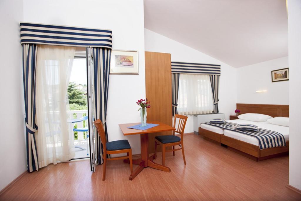 Villa Kruna Grada Trogir Rum bild